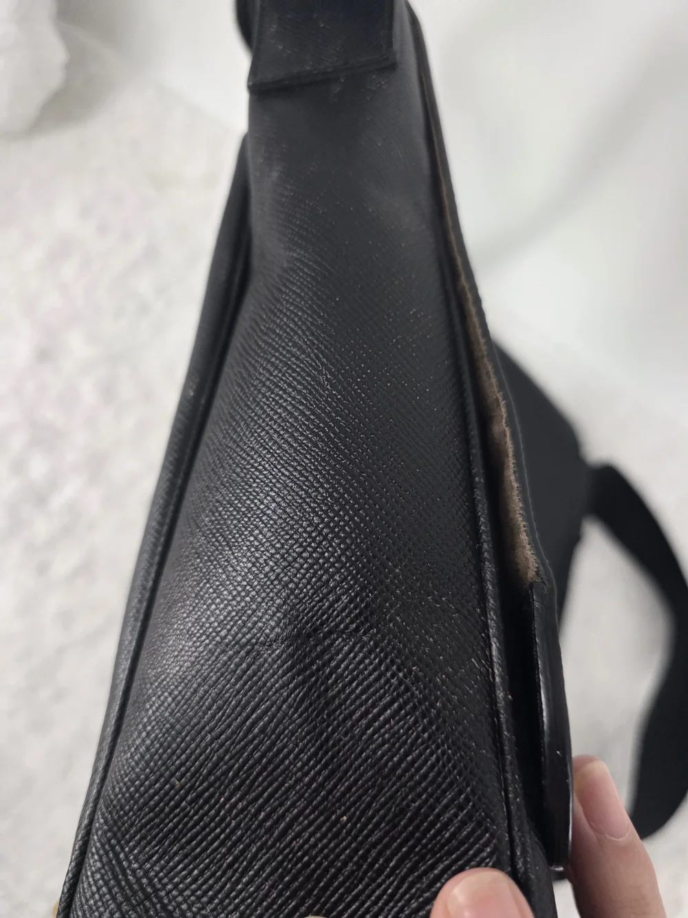 Serapian Milano Italy Cross Body Black Leather Travel Work Computer Bag